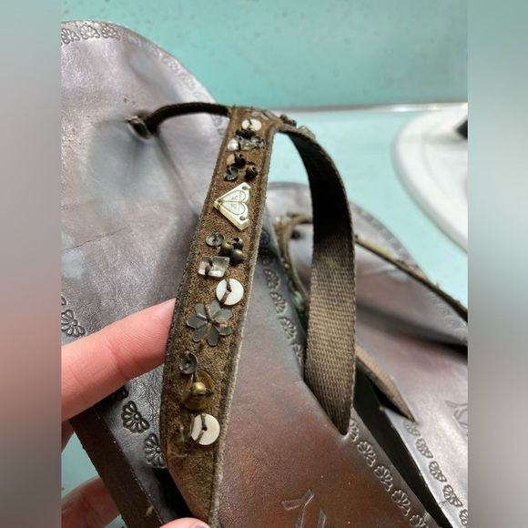 Roxy sandals in 7.5 - Picture 4 of 8